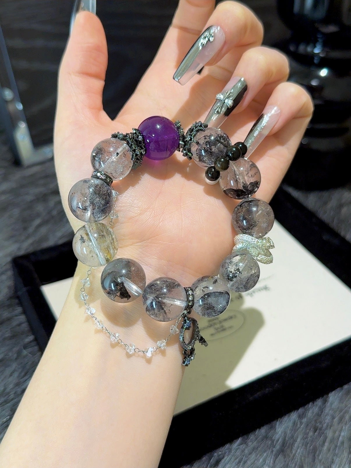 ▫️▪️ Shining amethyst bracelet